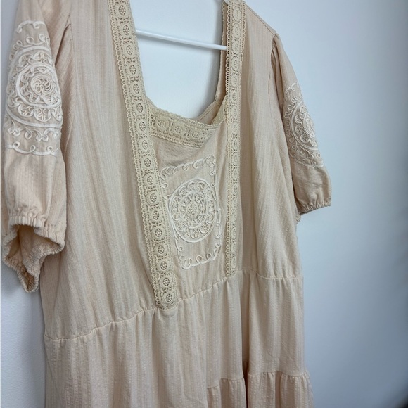Cato Dresses & Skirts - Cato Beige Boho Maxi Dress w/ lace and embroidery size 18/20 NWOT lagenlook